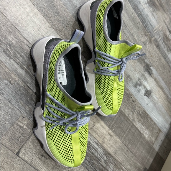 Sorel - Kenetic(TM) Impact II Sneakers - Picture 4 of 5